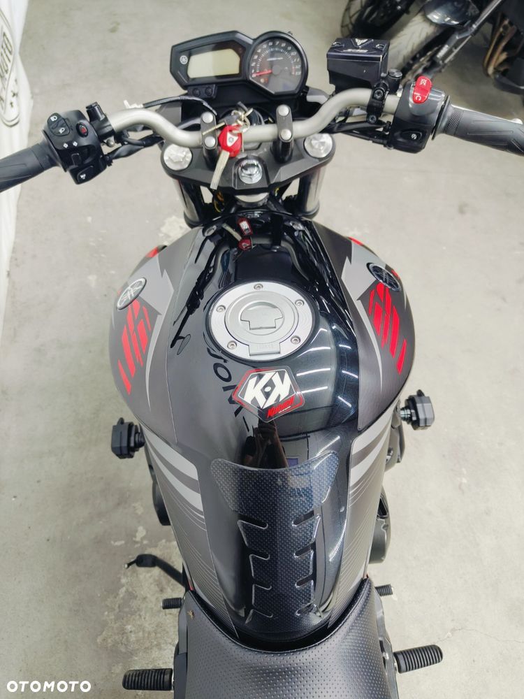 Yamaha XJ - 14