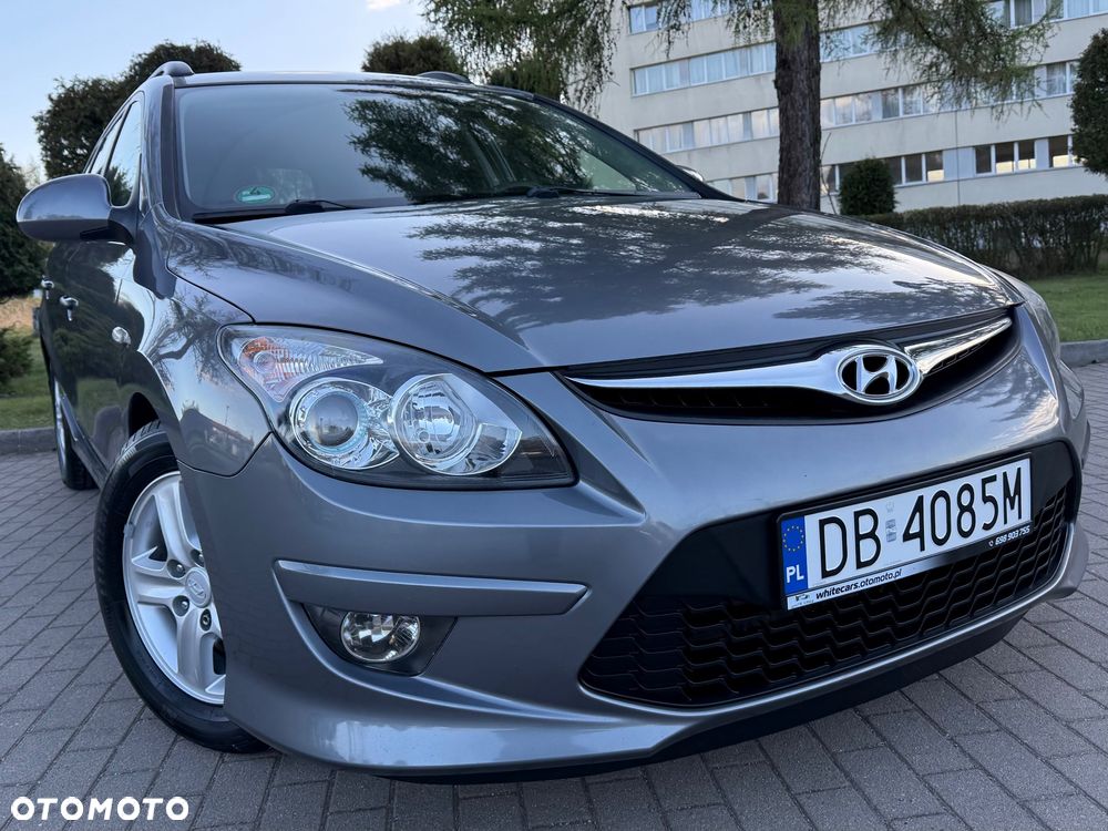 Hyundai i30 i30cw 1.6 Edition Plus - 1