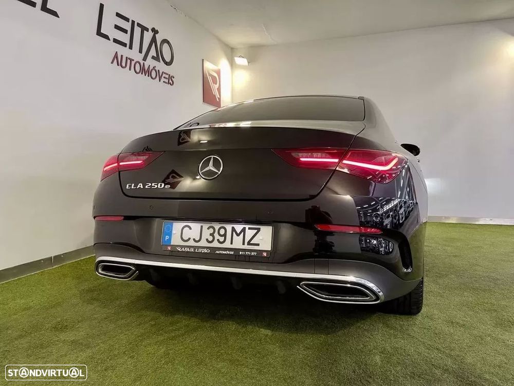 Mercedes-Benz CLA 250 e AMG Line - 9