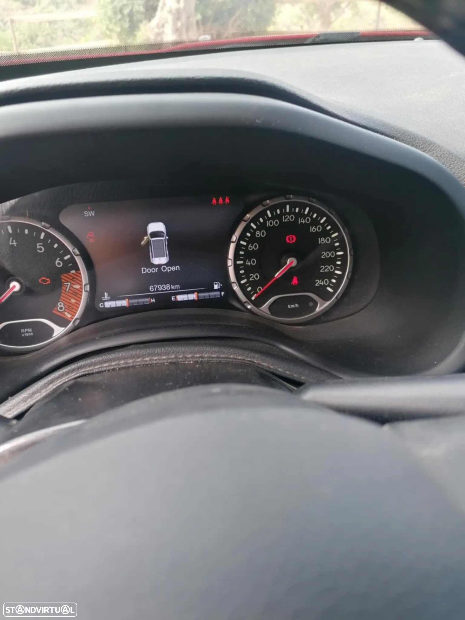 Jeep Renegade 1.0 T Limited - 6