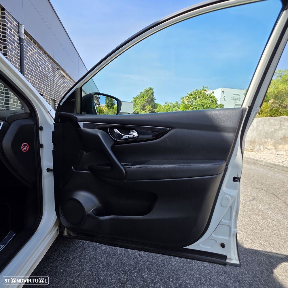 Nissan Qashqai 1.6 dCi 360 S - 9