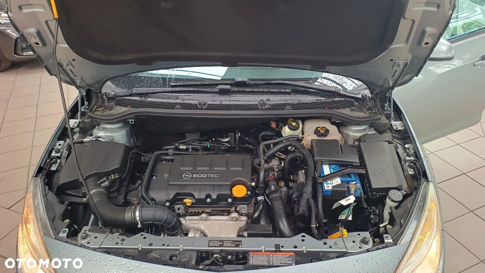 Opel Astra 1.4 T Enjoy - 24