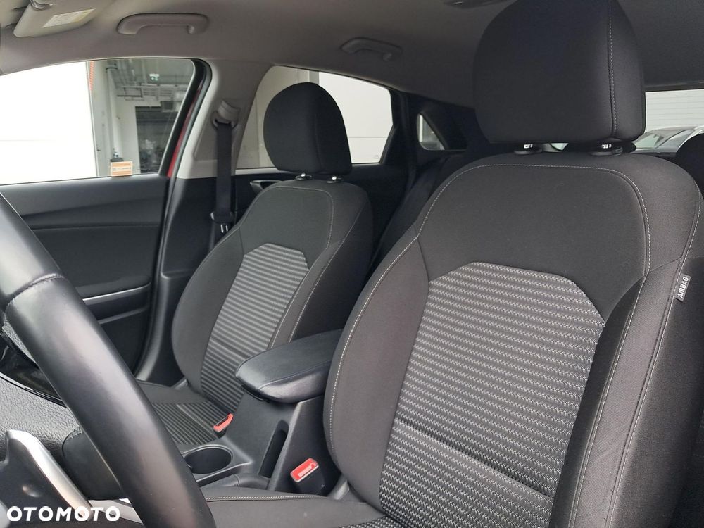 Kia Ceed 1.5 T-GDI M DCT - 11