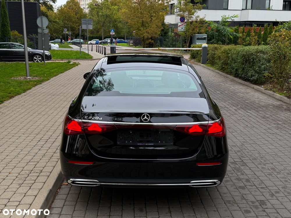 Mercedes-Benz Klasa E - 9
