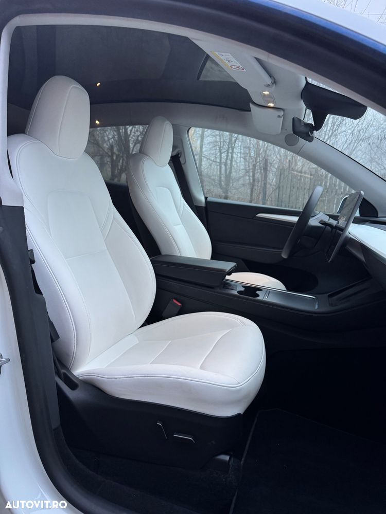 Tesla Model Y RWD - 6