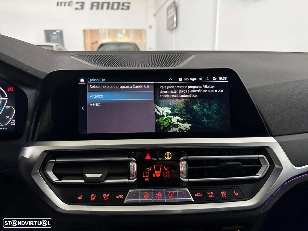 BMW 330 e Touring Pack M Auto - 38