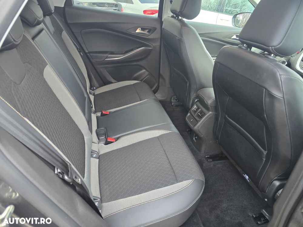 Opel Grandland X - 13