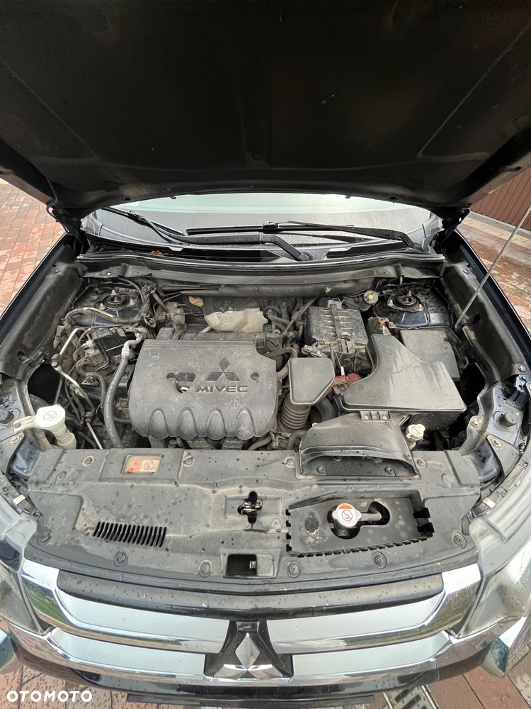 Mitsubishi Outlander - 20