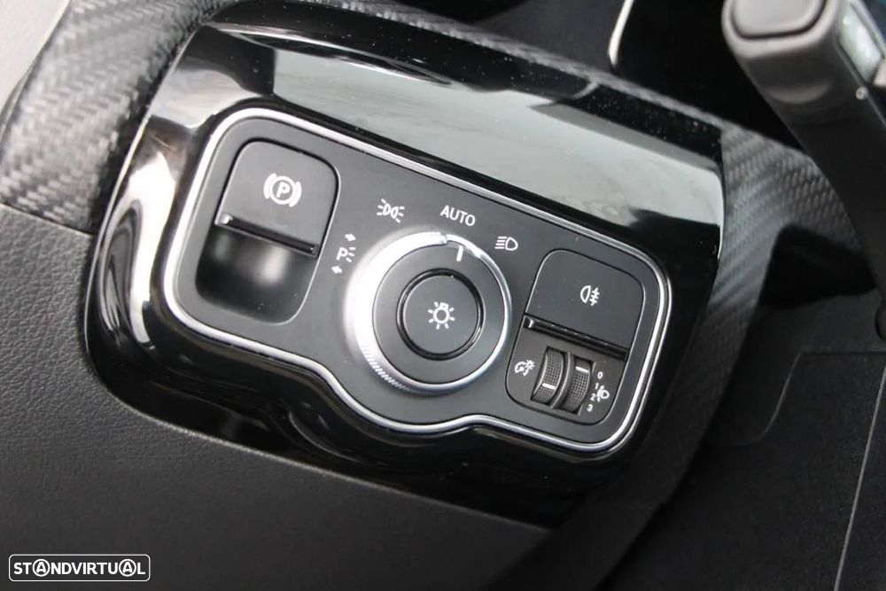 Mercedes-Benz A 180 d Business Solutions - 8