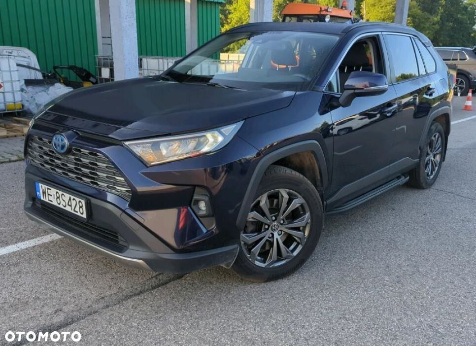 Toyota RAV4 - 1