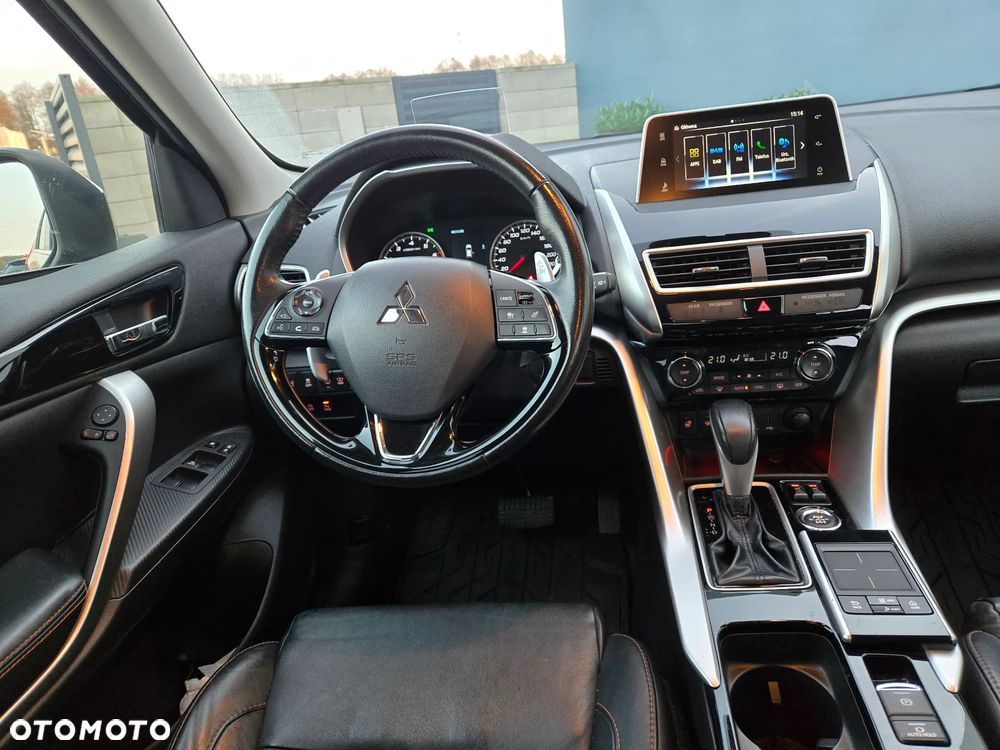 Mitsubishi Eclipse Cross 1.5 T GPF Intense Pro CVT 4WD - 38