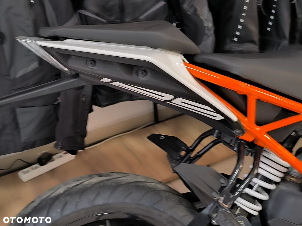 KTM Duke 125 - 10