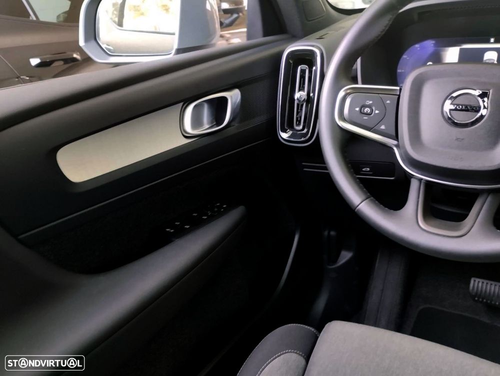 Volvo Xc 40 2025 photo 5