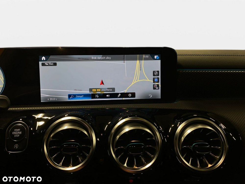 Mercedes-Benz CLA - 33