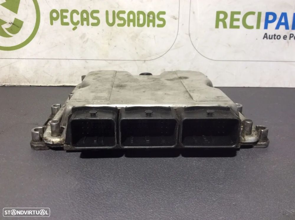 Centralina motor Renault Espace 2.2 DCI  0281011325  8200309318 - 2
