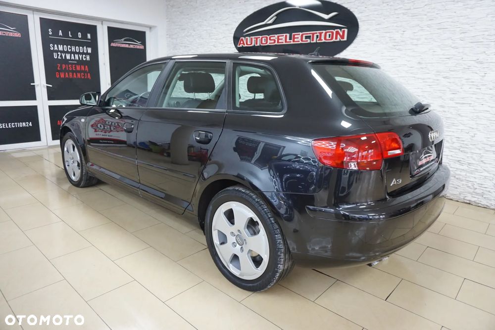 Audi A3 Sportback 2.0 TDI Ambition - 11