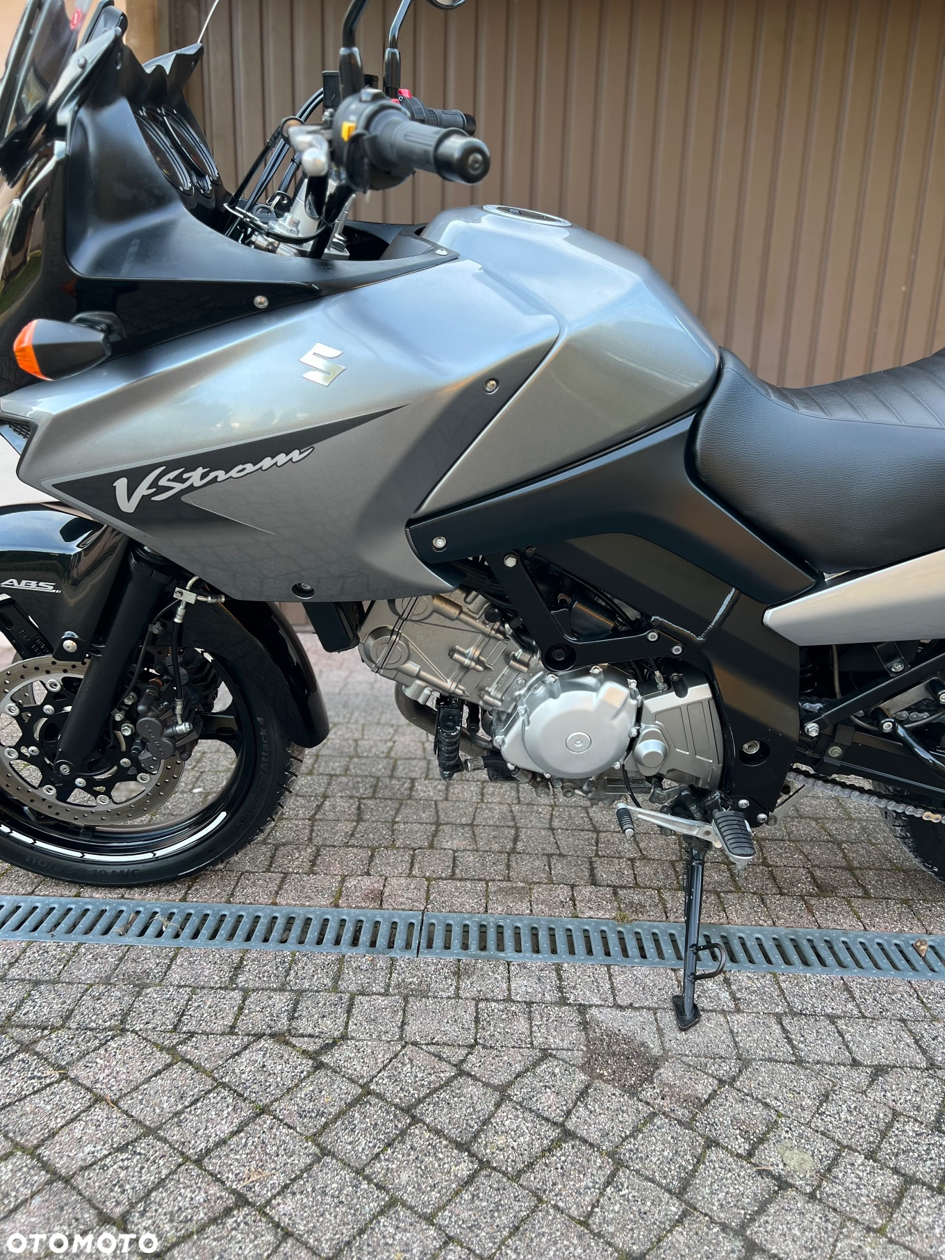 Suzuki DL - 16