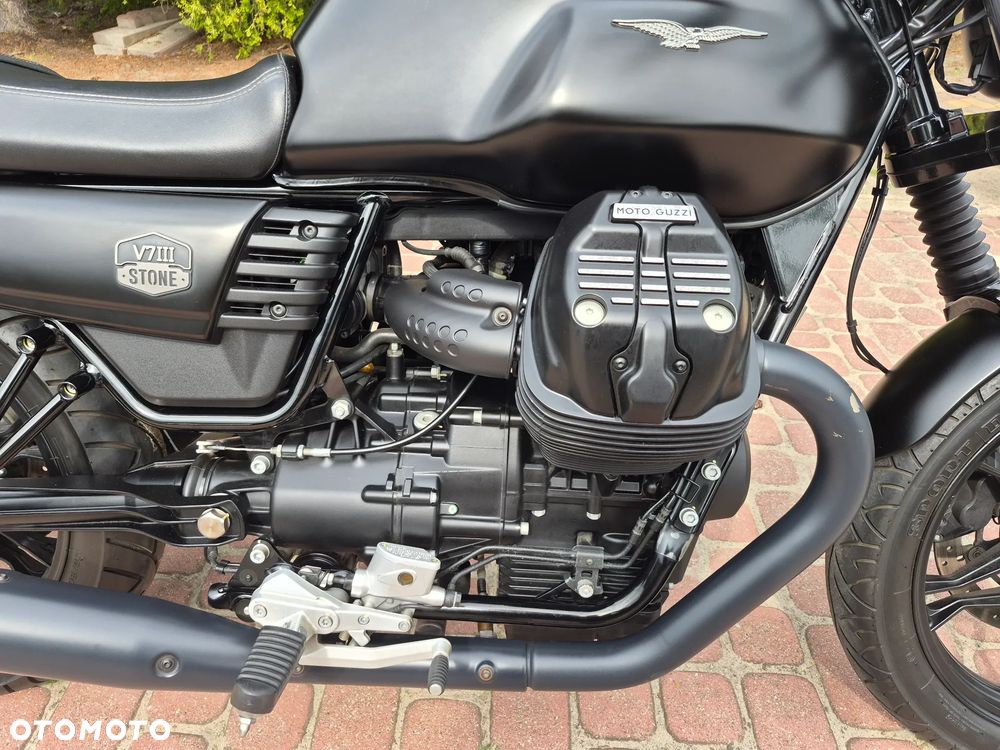 Moto Guzzi V7 - 10