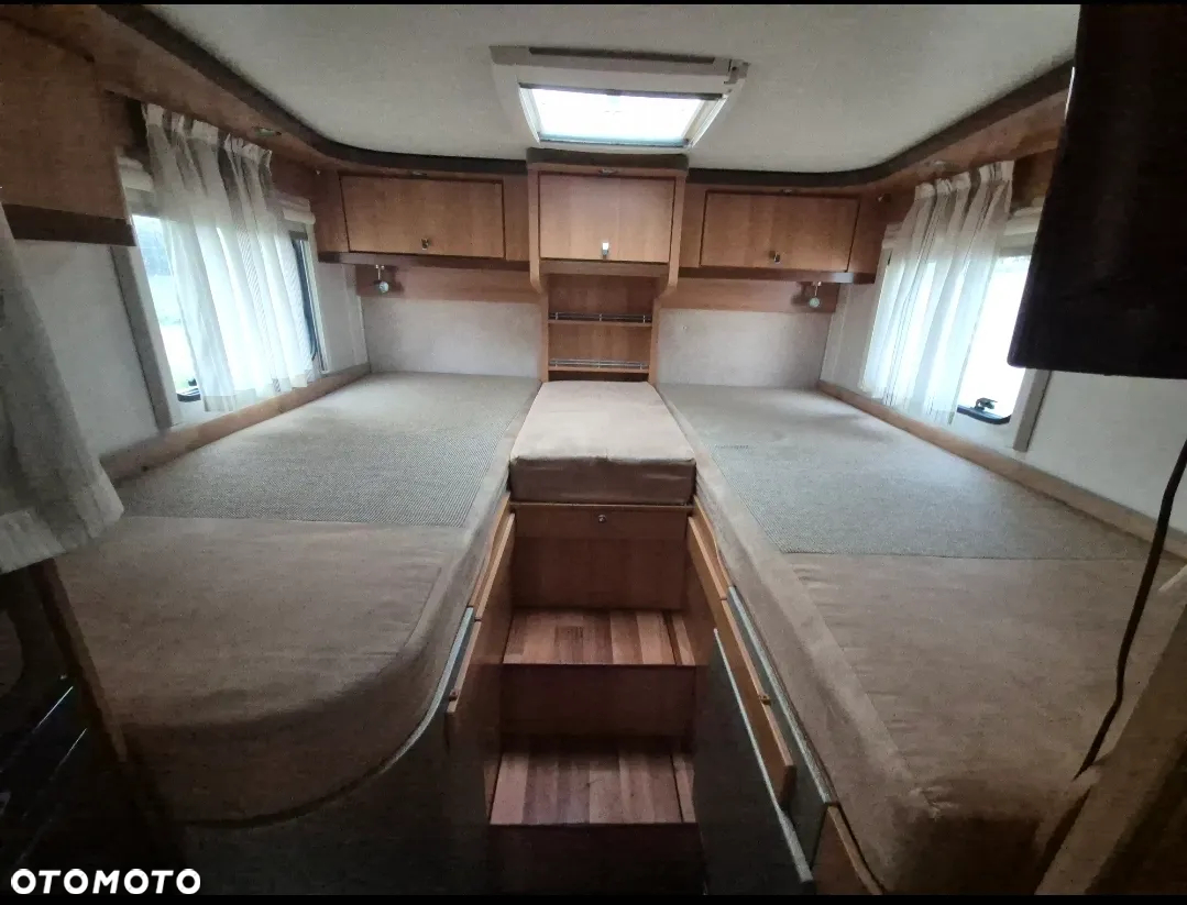 Hymer-Eriba T674CL - 11