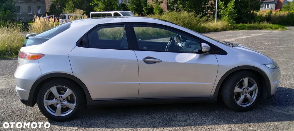 Honda Civic 1.8 Executive - 14