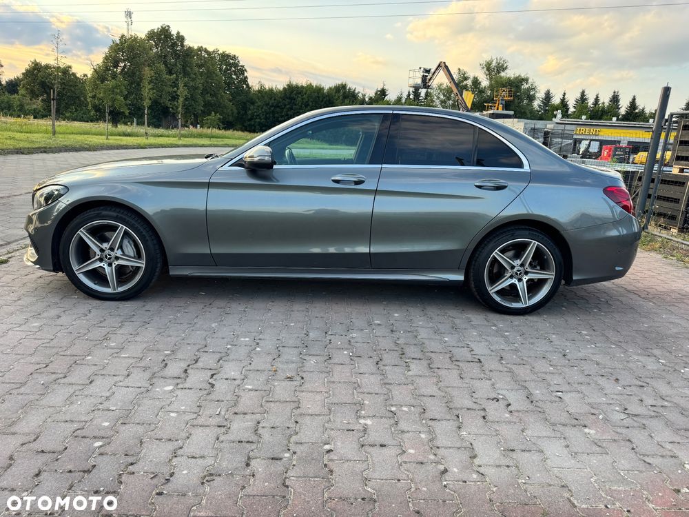 Mercedes-Benz Klasa C 200 4-Matic 9G-TRONIC - 14