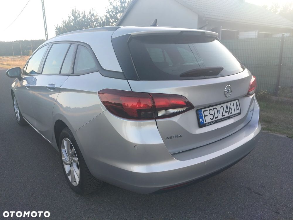 Opel Astra 1.6 CDTI Dynamic - 9