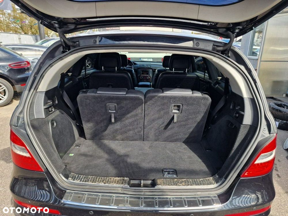 Mercedes-Benz Klasa R 350 CDI L DPF 4Matic 7G-TRONIC - 33