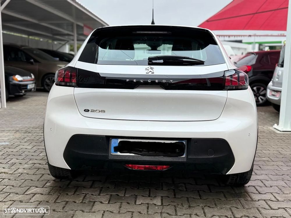 Peugeot e-208 50 kWh Allure - 13
