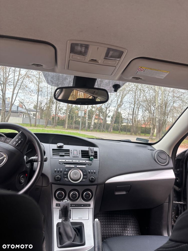 Mazda 3 - 5