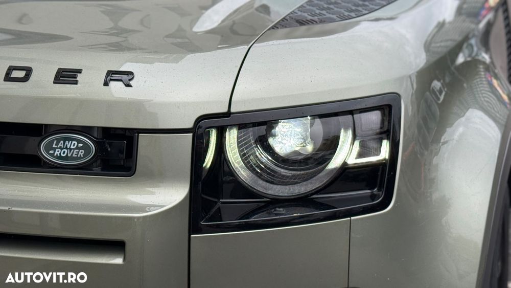 Land Rover Defender 110 2.0L D240 SE - 4