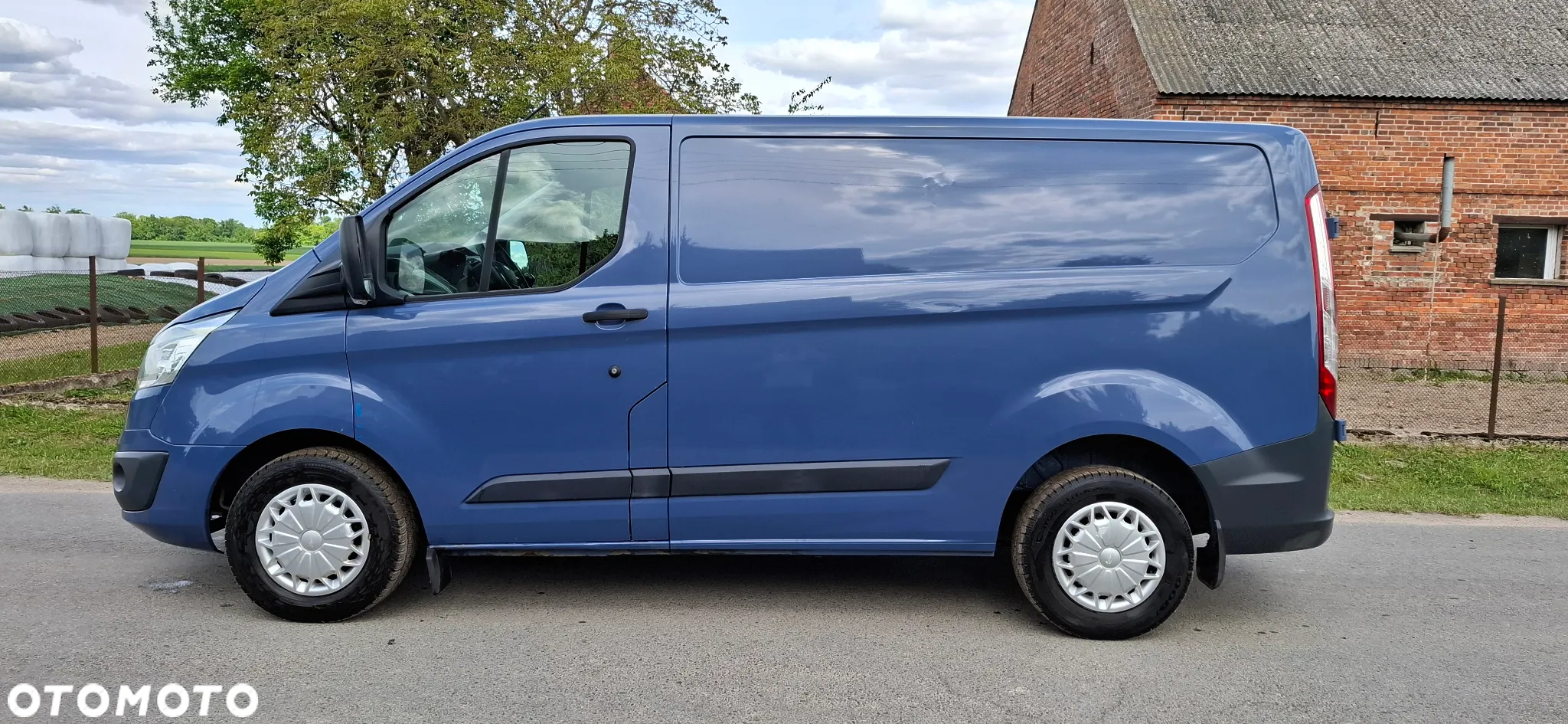 Ford TRANSIT CUSTOM - 3