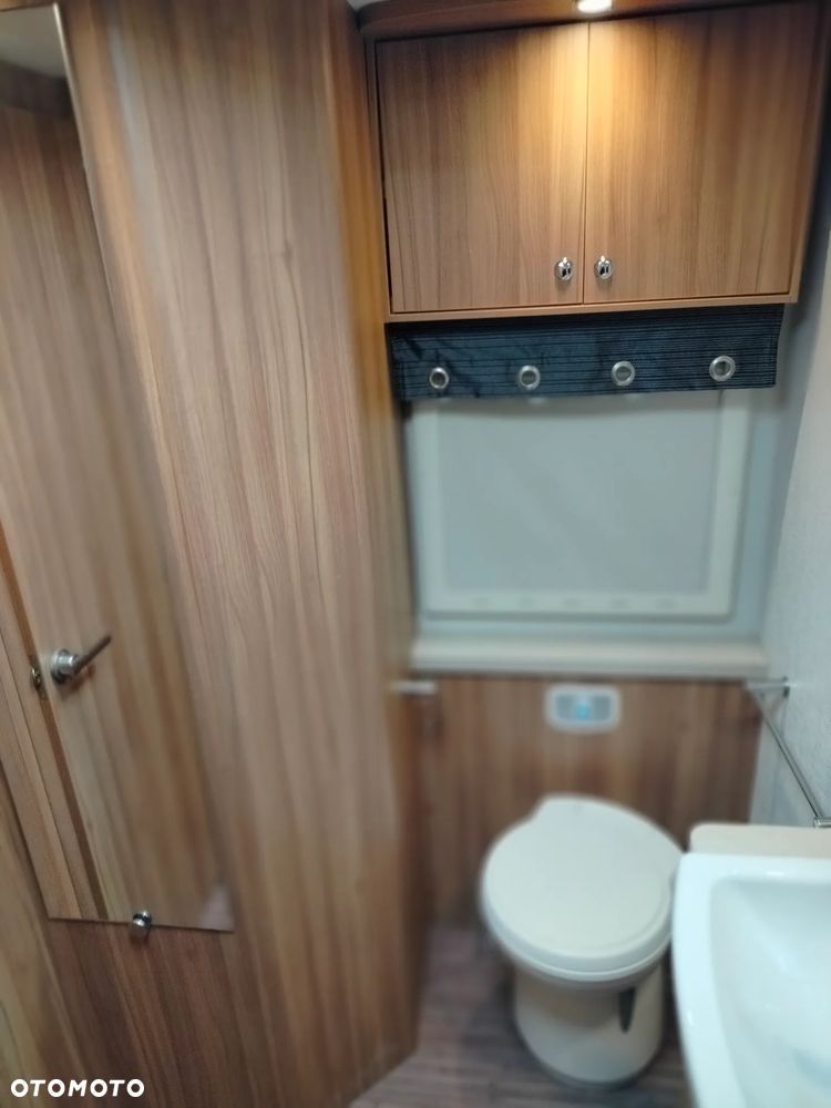 Elddis Crusader - 12