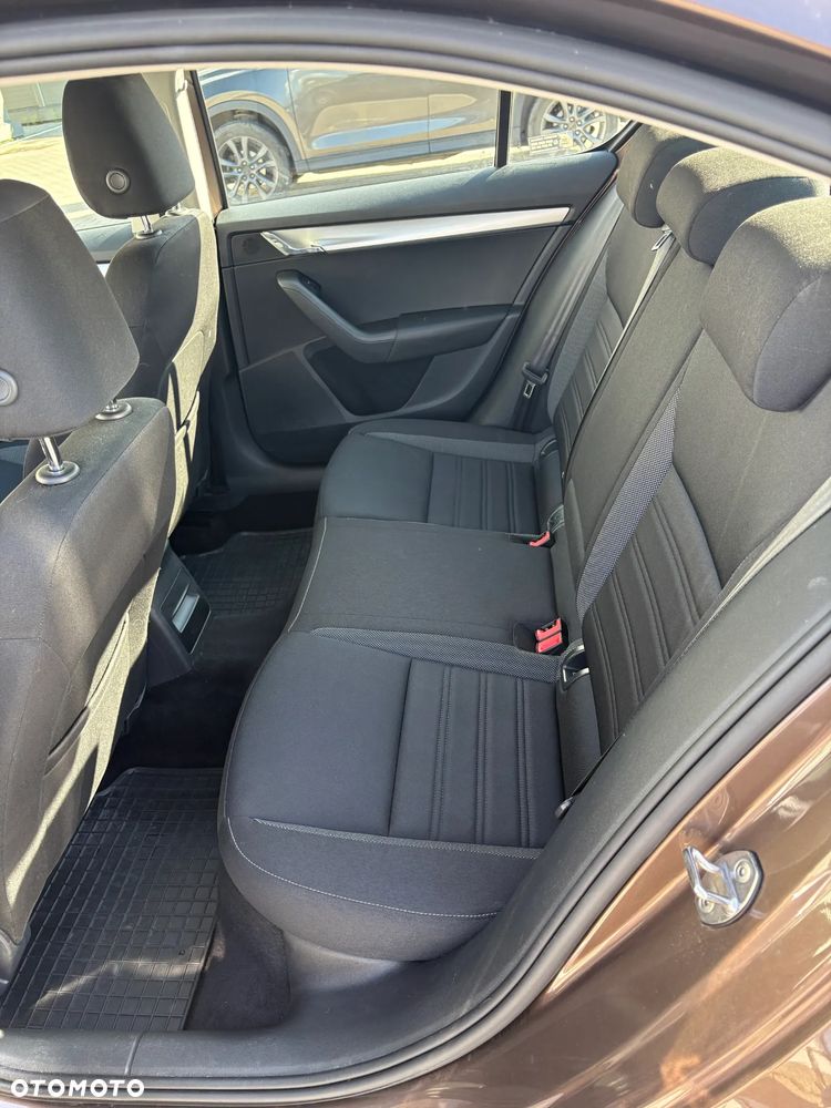 Skoda Octavia 1.4 TSI Ambition - 18