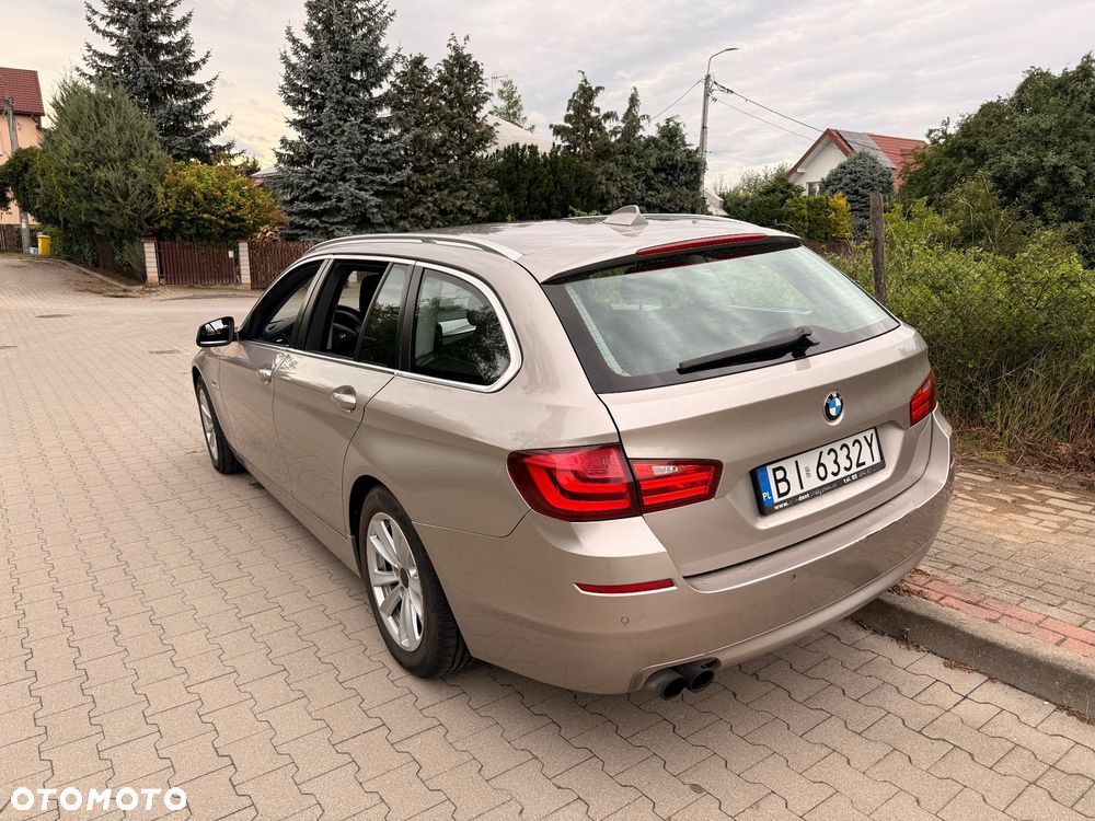 BMW Seria 5 528i - 6