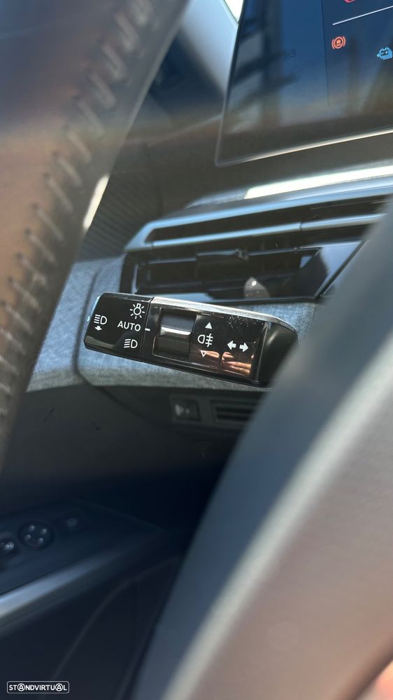 Peugeot E-3008 73 kWh Allure - 34