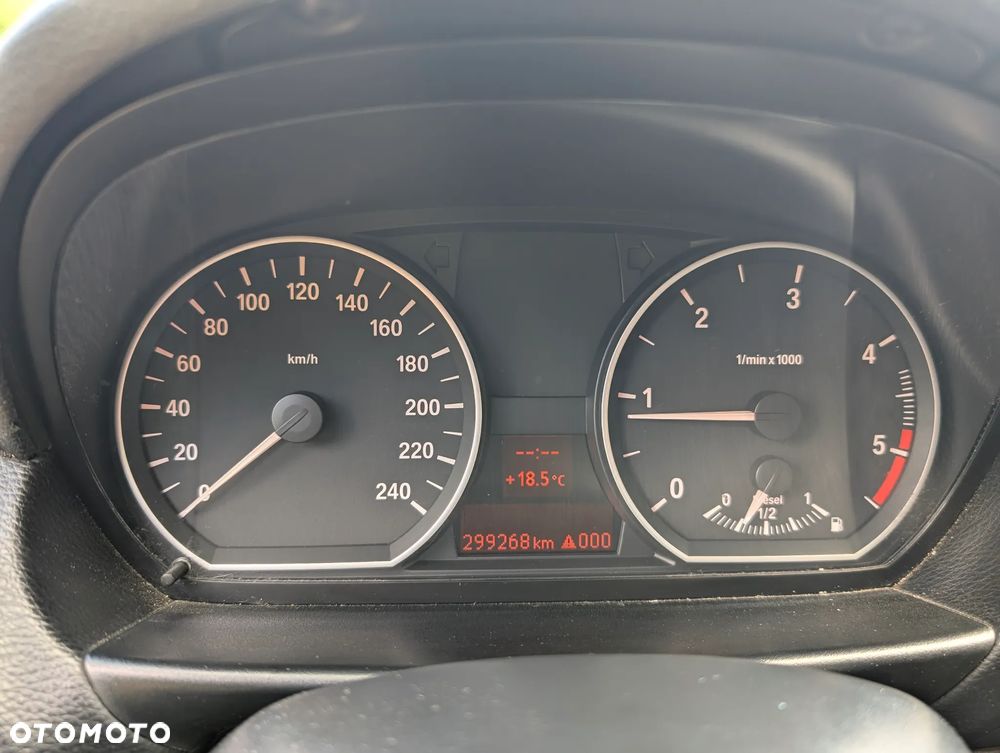 BMW Seria 1 116d DPF - 13