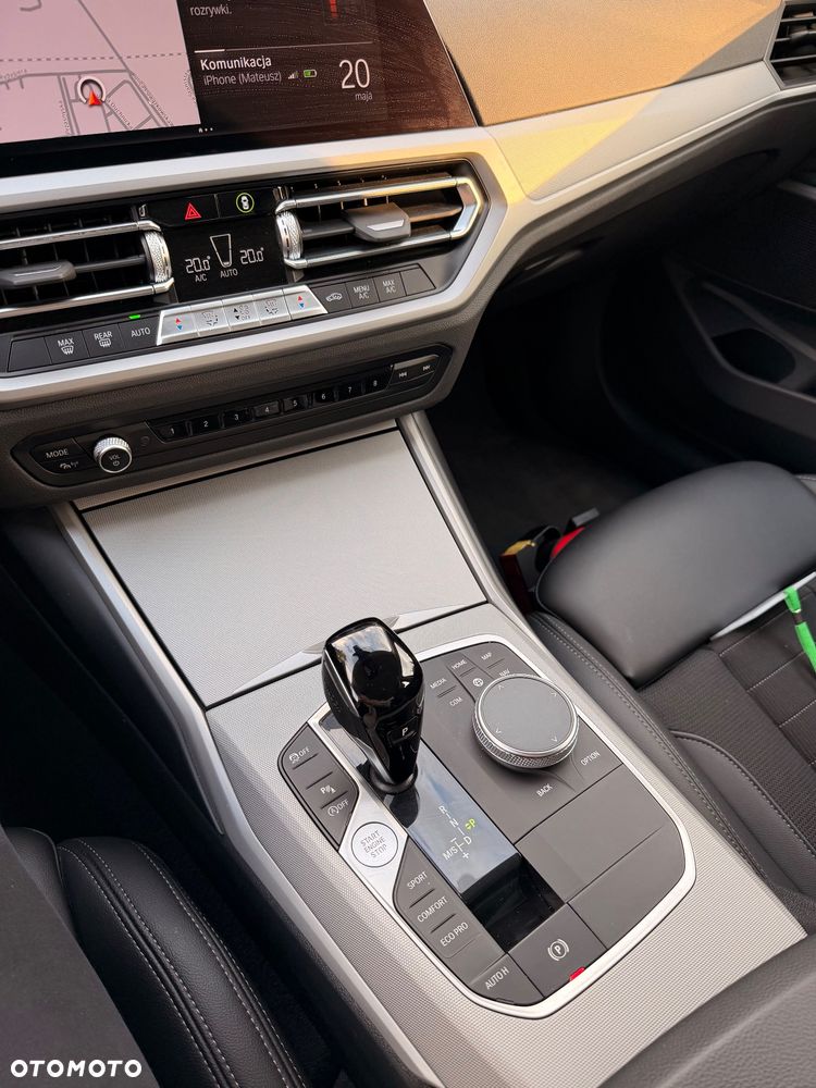 BMW Seria 3 318i - 18