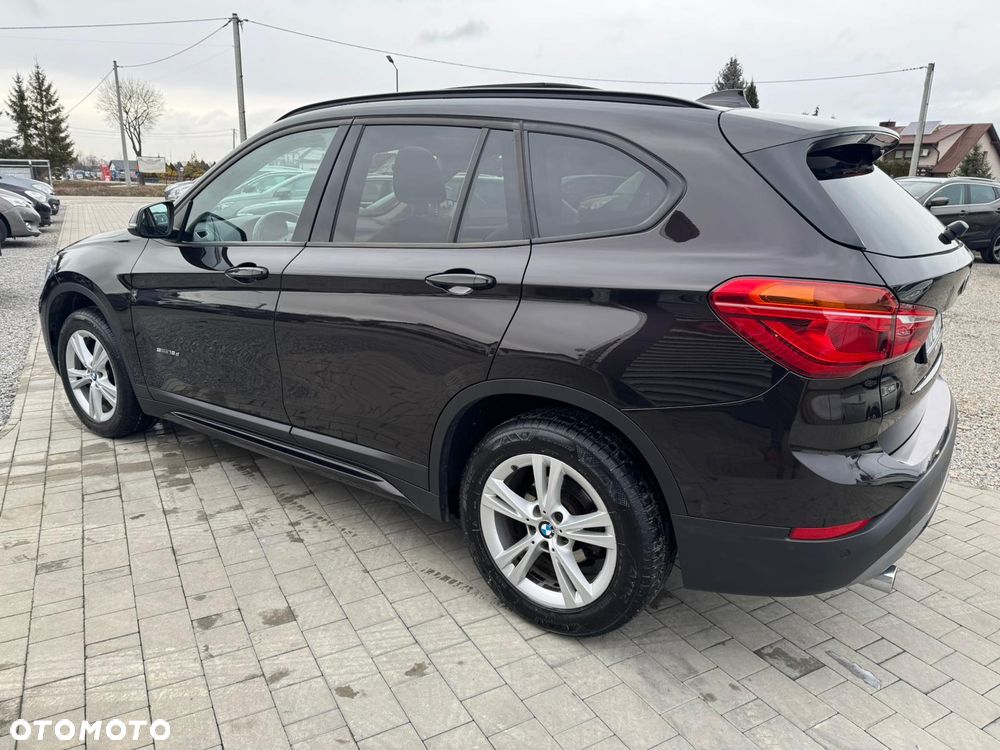BMW X1 sDrive18d xLine - 8