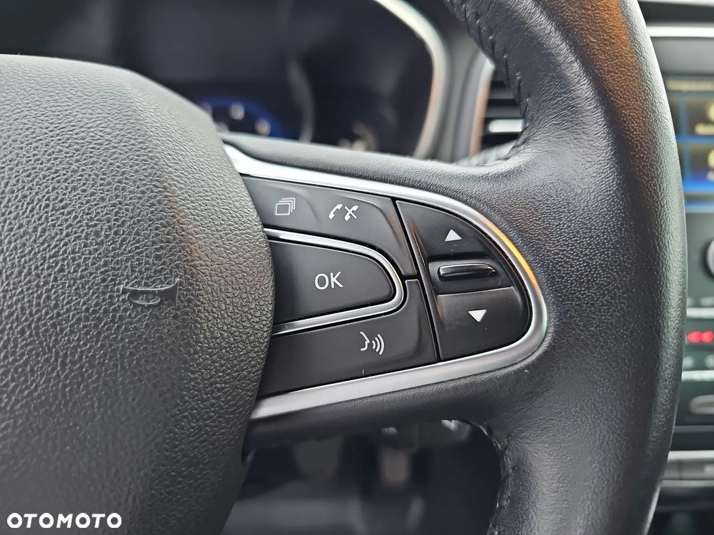 Renault Megane 1.3 TCe FAP Limited EDC - 18