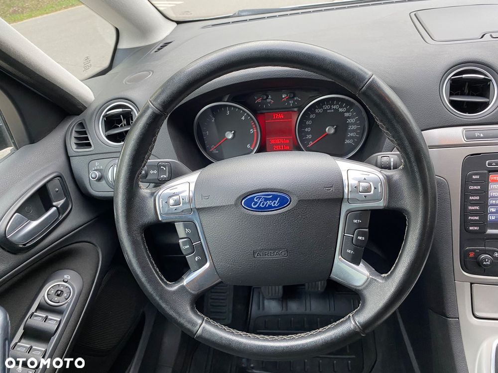 Ford S-Max 2.0 TDCi DPF Trend - 18