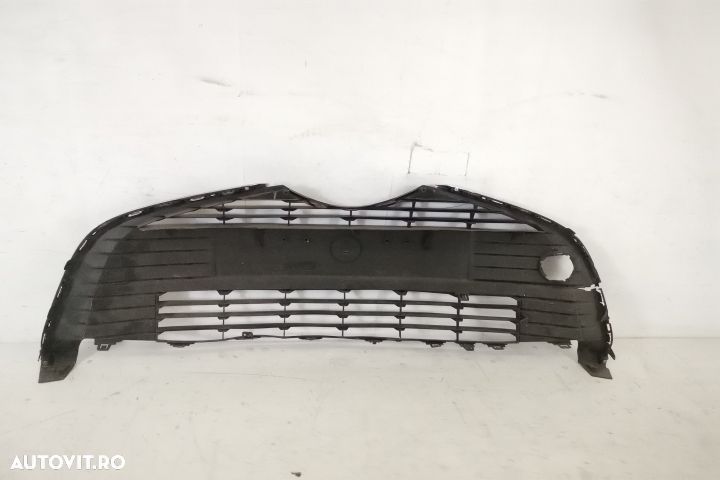 Grila Centrala Radiator Originala In Stare Buna Toyota  Yaris  XP130 [ - 4