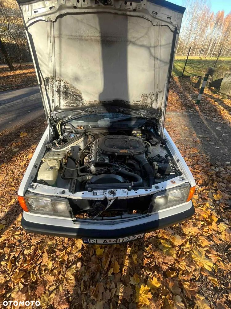 Mercedes-Benz W201 (190) - 19