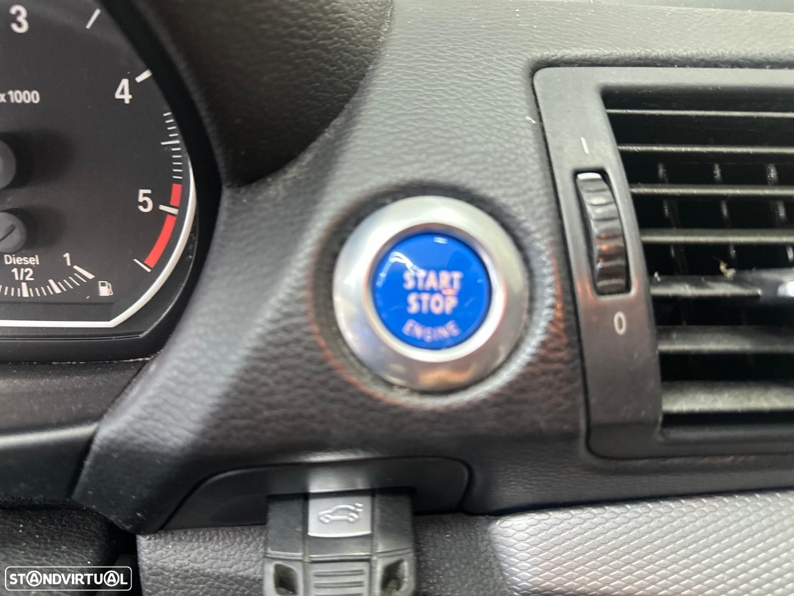 BMW 118 d Pack M - 28