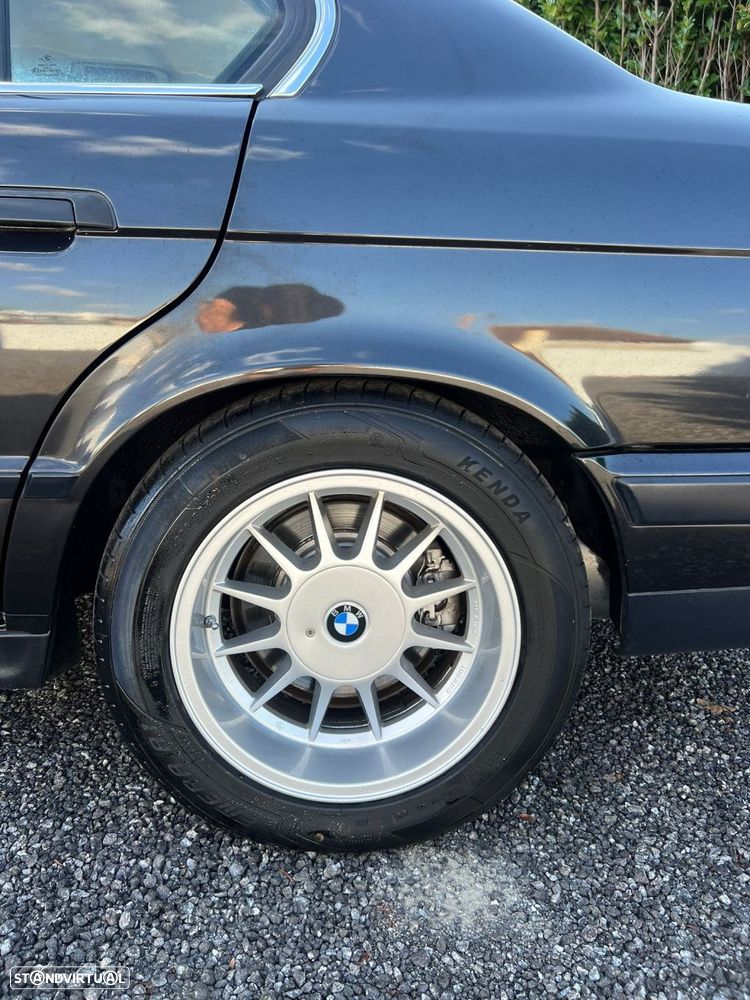 BMW 524 td - 13