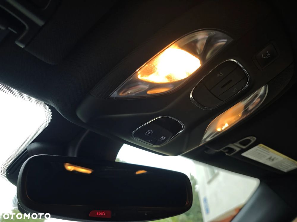 Jeep Compass - 25