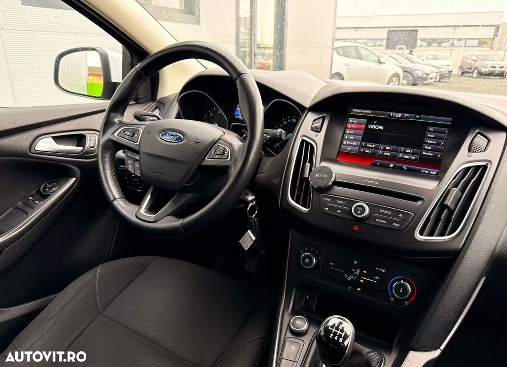 Ford Focus 1.5 TDCi DPF Start-Stopp-System Trend - 8