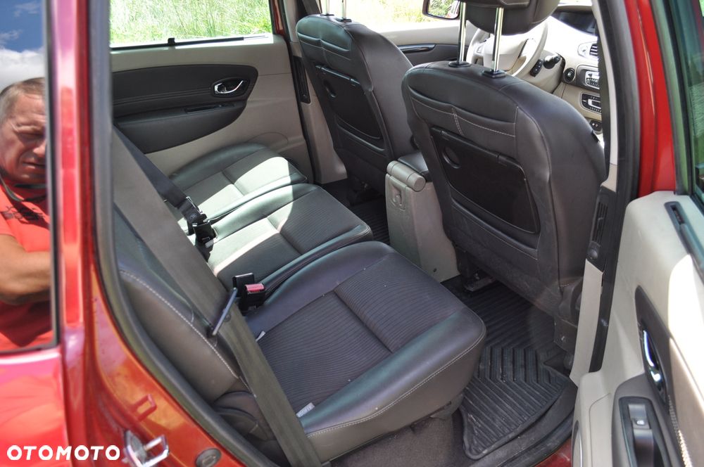 Renault Scenic dCi 130 FAP Bose Edition - 10