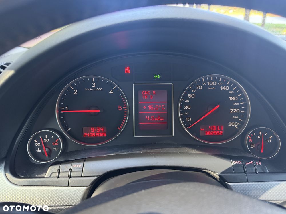 Audi A4 Avant - 5