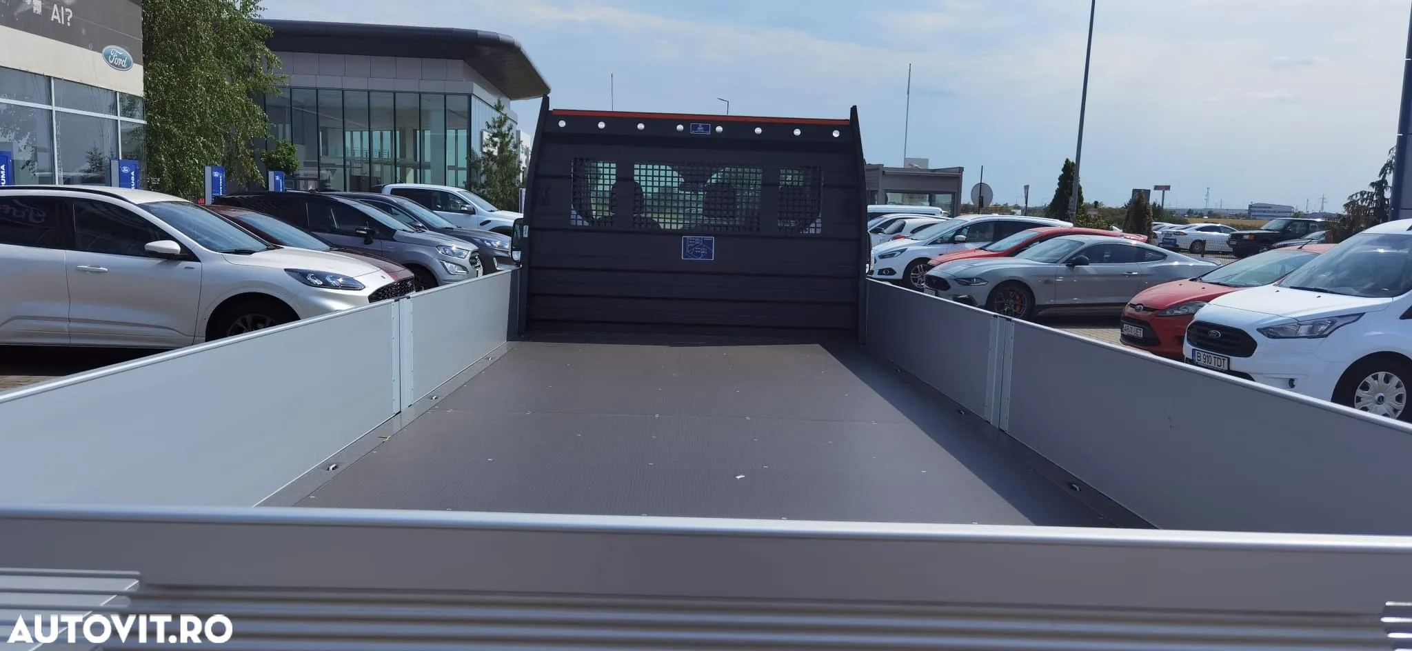 Ford Transit 3 locuri + bena 5.2 m - 3