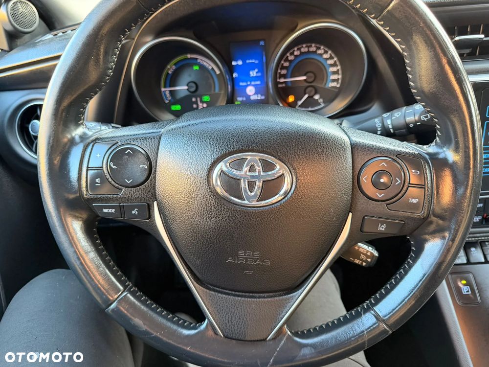 Toyota Auris Hybrid 135 Prestige - 24